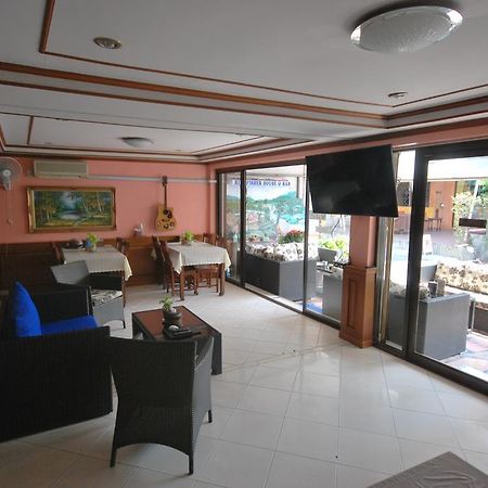 Kingfisher House & Bar Pattaya Exterior foto